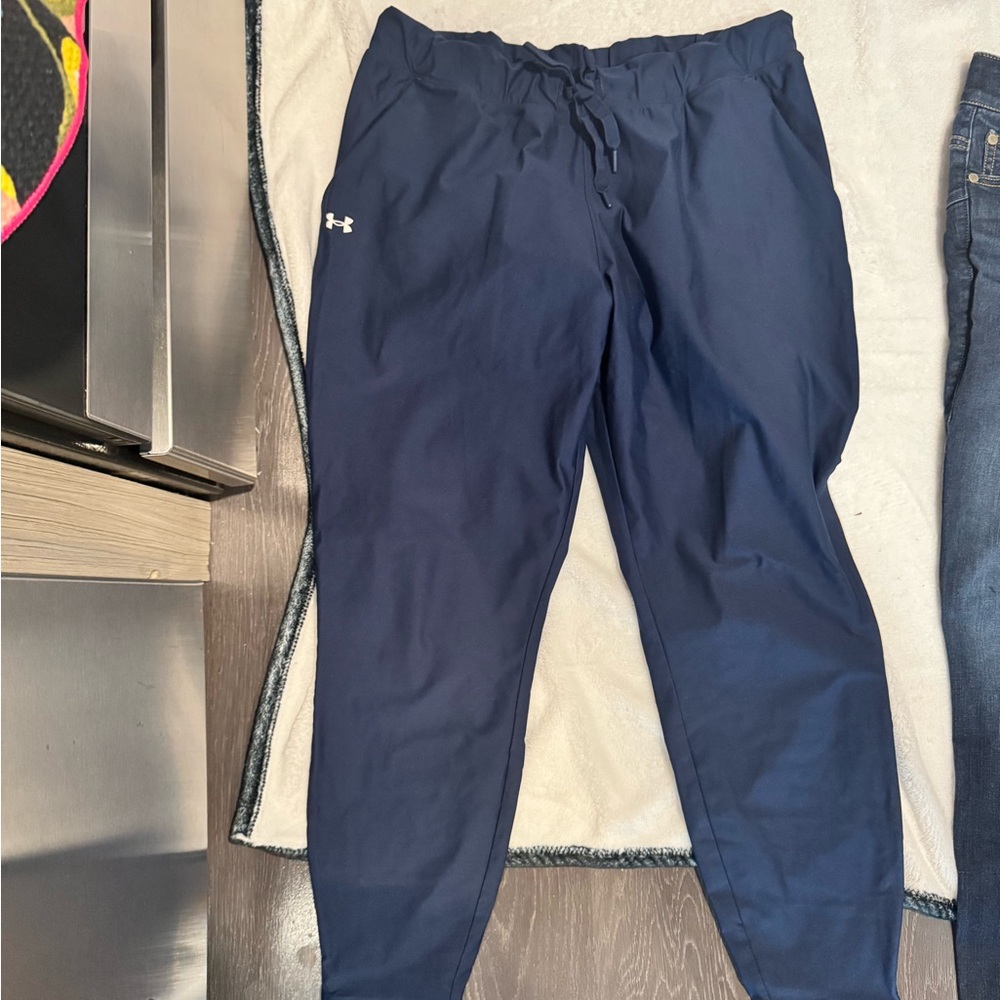 Under Armour Navy Sweatpants with Moisture-Wicking Fabric